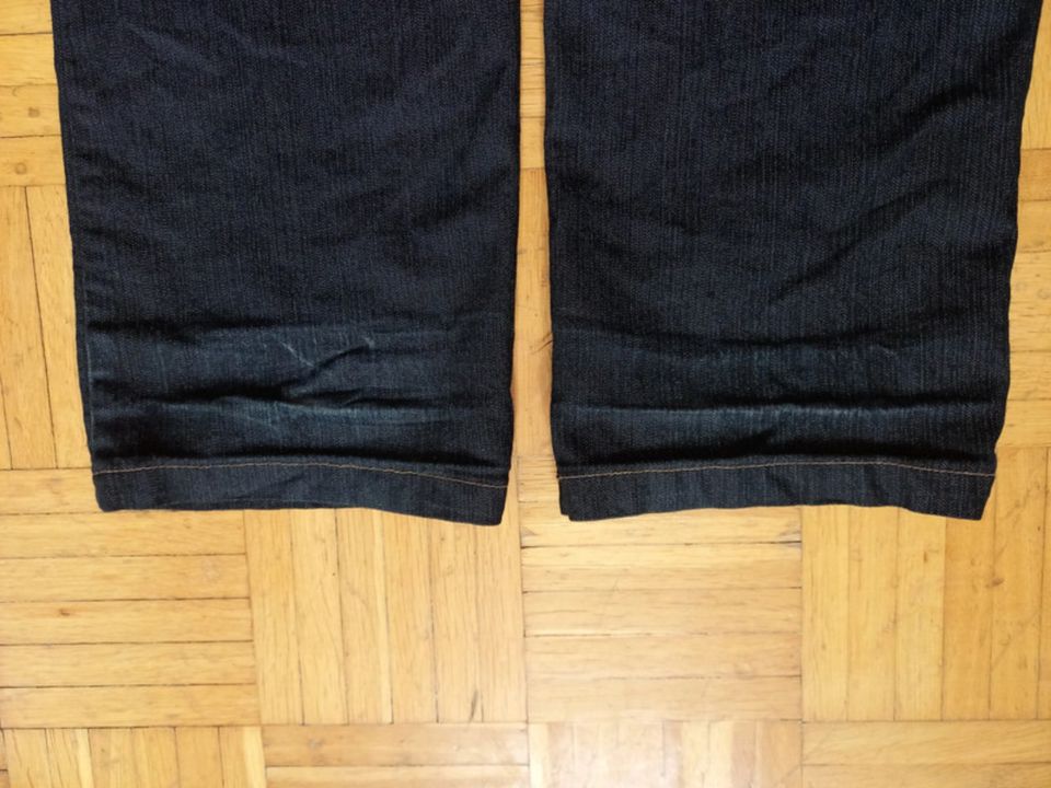 Jeans schwarz aus Baumwolle und Polyester/Elasthan in Kempten