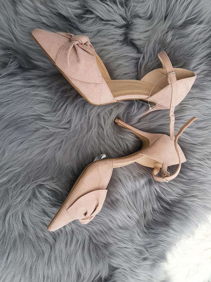 Neue Schuhe 38 Dorothy Perkins Nude in Oberhausen