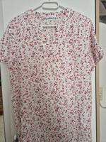 Tshirt mit blumenmotiv Sachsen-Anhalt - Salzwedel Vorschau