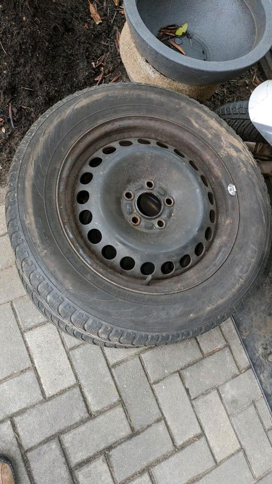 3 Stahlfelgen mit Winterreifen 215/60R16 99 H XL, nur Abholung in Dülmen