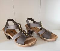 Sandalen LAURA BERG Größe 36 NEU Bayern - Schwandorf Vorschau