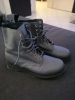 Dr. Martens Boots silber Größe 40 Düsseldorf - Pempelfort Vorschau