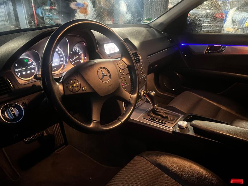 Mercedes-Benz C 200 C -Klasse T-Modell C 200 T CGI  AVANTGARD in Dormagen