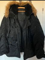 Herren, Alpha Jacke,Gr 54; Schwarz mit Kapuze und Fell. Hessen - Niederdorfelden Vorschau