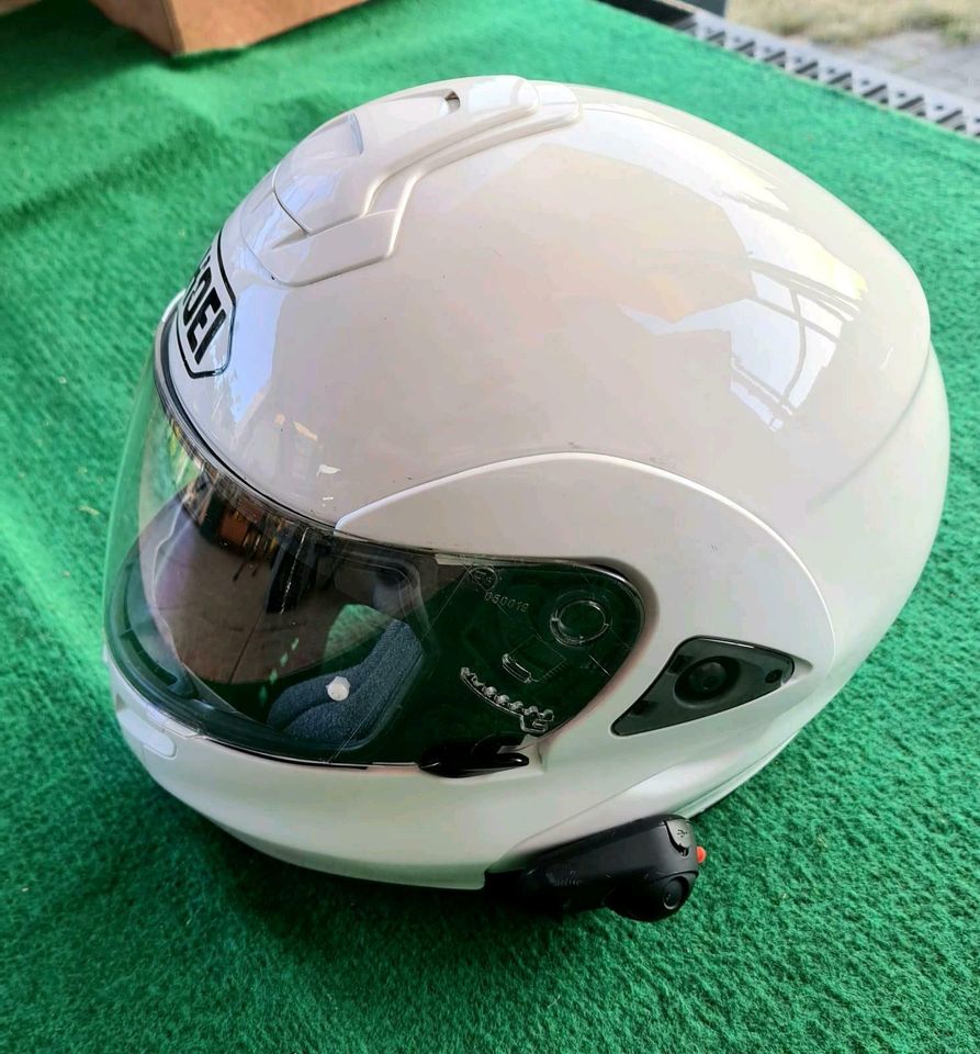 SHOEI Integralhelm mit Sena Headset in Berlin