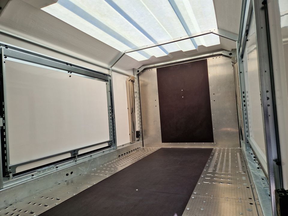 Brian James Trailer 384-1041 black Motorsport Anhänger direkt Neu in Grevenbroich