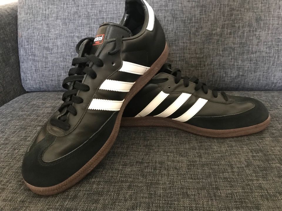 Adidas Samba Schuhe in schwarz/weiß Größe 47 1/3 in Bielefeld