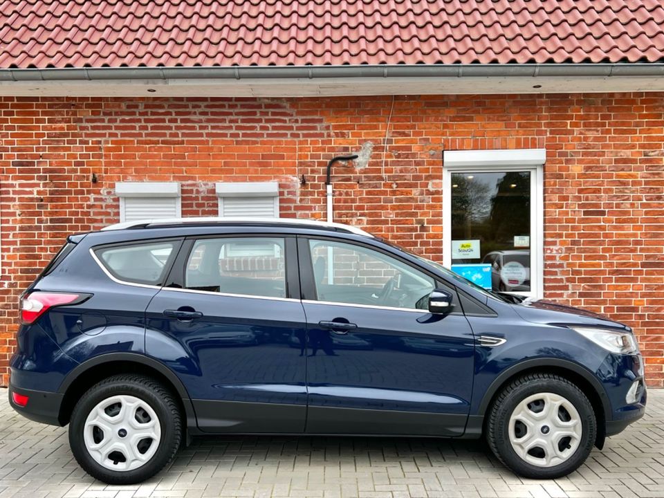 Ford Kuga Cool&Connect*SHZ/CARPLAY/PDC/NAVI/VOLL/TOP* in Eystrup