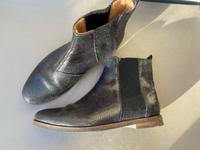 Schwarze Lederboots der Marke Lloyd in Größe 37 (4,5) Hessen - Neu-Isenburg Vorschau