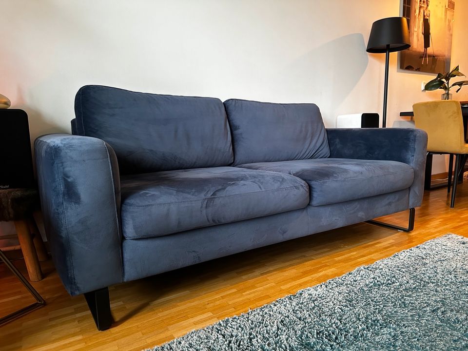Designer-Couch, 2,5-Sitzer Velvet/Samt mit 2 Kissen in München
