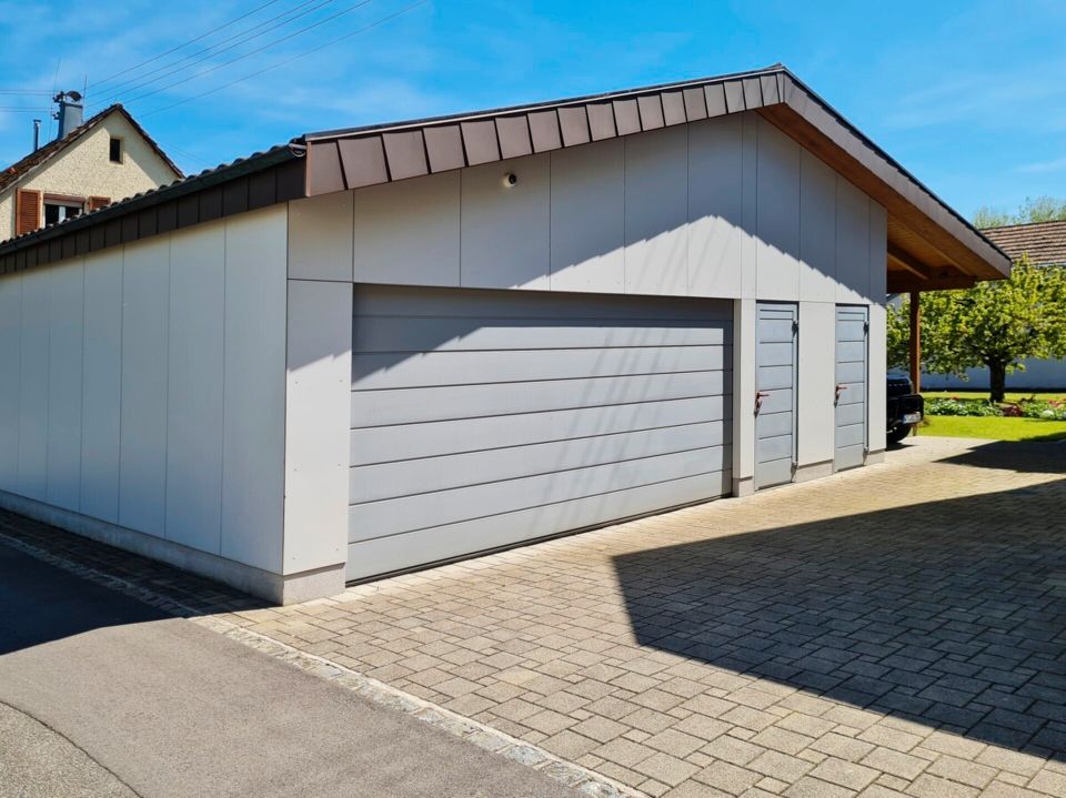 Großes Einfamilienhaus GLÜCKSGRIFF mit Doppelgarage, Carport, Dachterrasse u. gr. Garten in Öflingen in Wehr