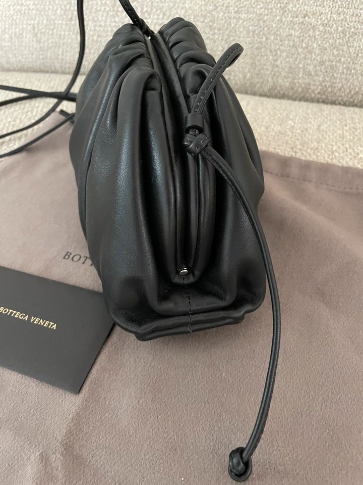 ❤️ORIG BOTTEGA VENETA MINI POUCH SCHWARZ WIE NEU ❤️ in Hamburg