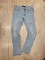 Tommy Hilfiger Herrenjeans Gr 31/32 Nordrhein-Westfalen - Solingen Vorschau