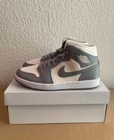 Jordan 1 Mid Stealth wmns 42 Neu unter Retail Baden-Württemberg - Tübingen Vorschau