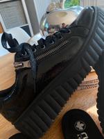 Tolle Sneaker in Lack von Rieker Gr. 37 * TOP Niedersachsen - Hardegsen Vorschau