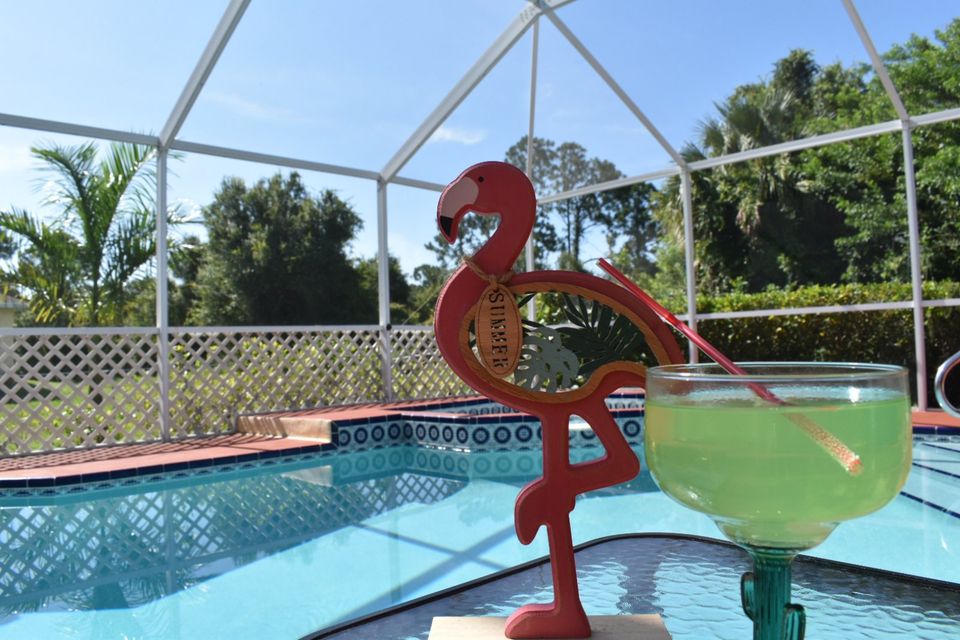 Traumhafte Ferienvilla mit 3 SZ und eigenem Pool in SW-Florida in Saulheim