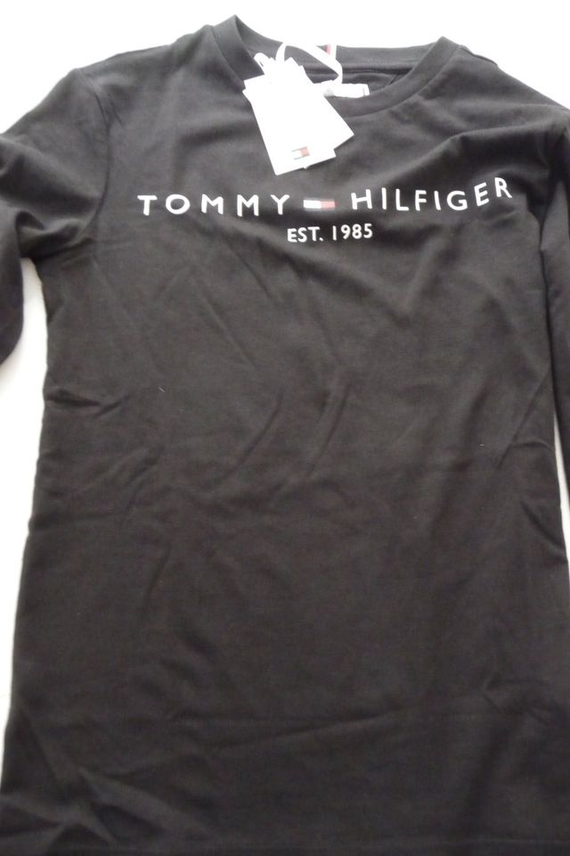 Langarmshirt von Tommy Hilfiger in Göttingen