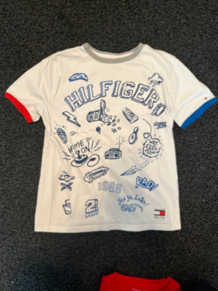 3 er Pack Tommy Hilfiger T-Shirts in Schulzendorf bei Eichwalde