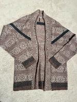 Flauschige Strickjacke, Gr. L, Multiblu, altrosa/weiß/blaugrau Niedersachsen - Ovelgönne Vorschau