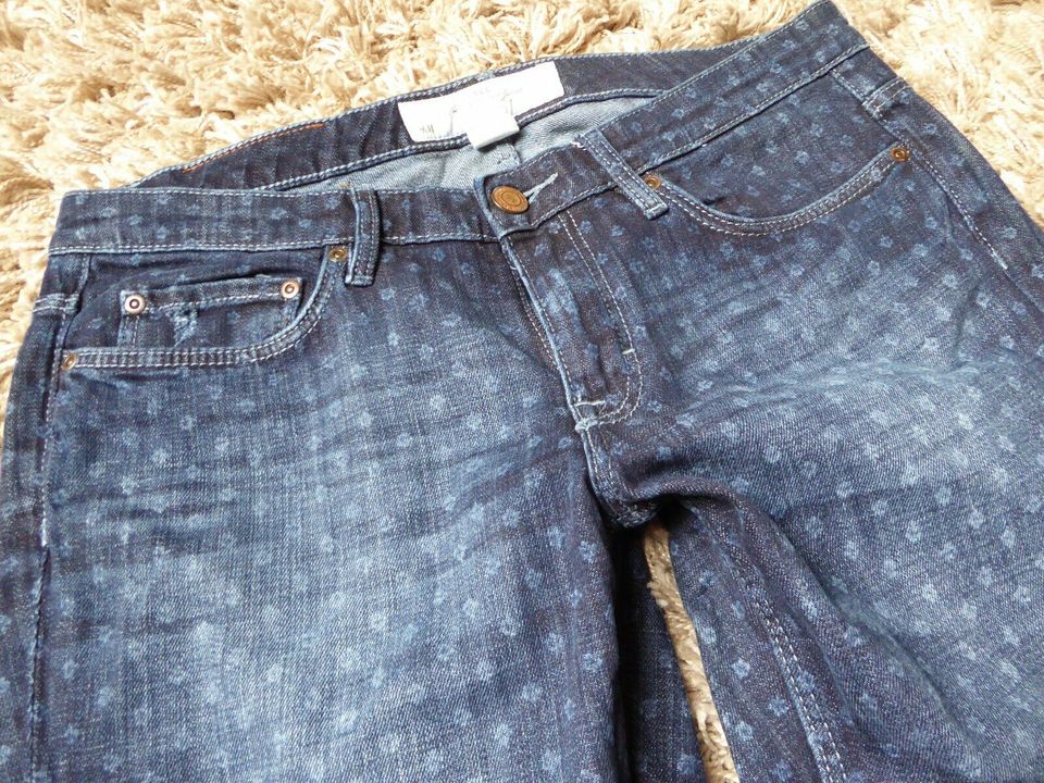 ☆ H&M ☆ JEANS ☆ 7/8 LÄNGE ☆ DARKBLUE ☆ W30 ☆ NEU ☆ in Meschede