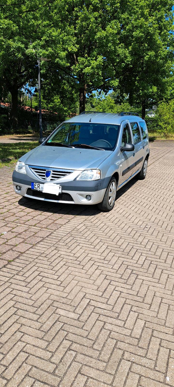 Abbildung des Autos Dacia logan bj 2007 PS 1…