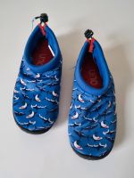 Badeschuhe Schwimmschuhe Jungen blau Hai Größe 31 Thüringen - Zeulenroda Vorschau