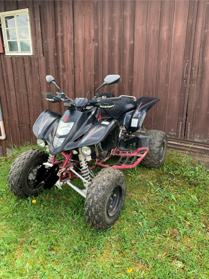 Suzuki LT-Z400 Quad in Sonthofen