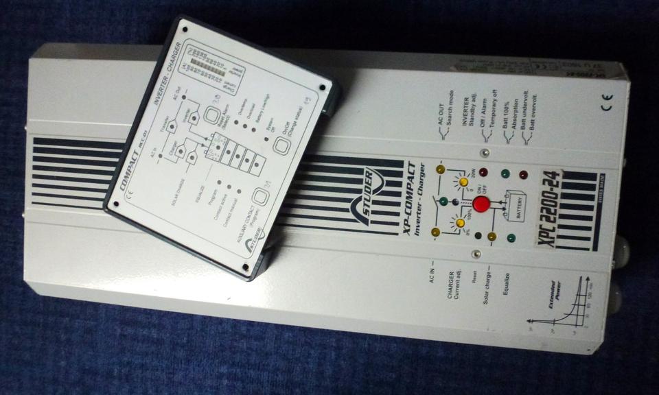 Studer Wechselrichter XPC 2200-24 Fernbedienung Batterielader in Freising