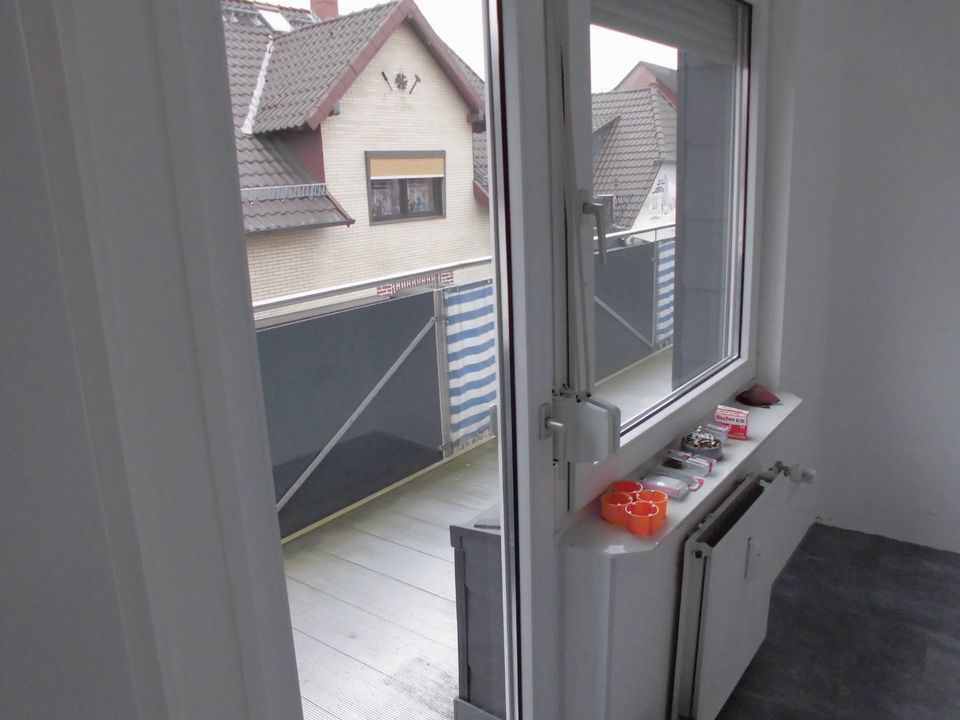 Großzügig geschnittene 4 Zimmer Wohnung mit Balkon in Braunschweig