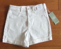 Neu: Weiße Jeans-Shorts mit Umschlag von H&M in Gr. 164 Frankfurt am Main - Bergen-Enkheim Vorschau