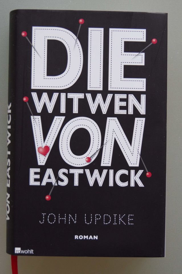 John Updike: Die Witwen von Eastwick in Mauritz