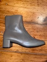 Ecco Ankle Boots grau aus Leder Berlin - Neukölln Vorschau