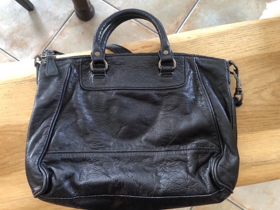 Liebeskind Berlin Handtasche Umhängetasche Tasche in Trebbin