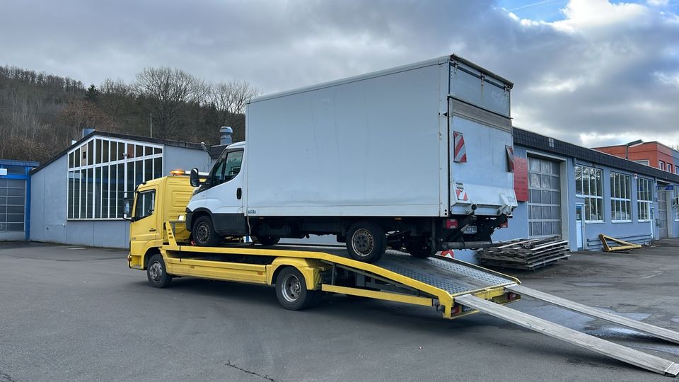 AutoTransport & Abschleppdienst - Kostenlose Auto Verschrottung in Offenbach