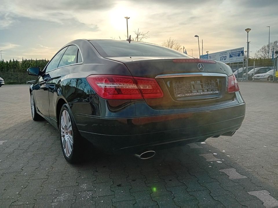 Mercedes-Benz E 350 CDI Coupe Klimaautomatik Leder Xenon in Essen