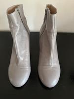 Stiefeletten, grau, neuwertig Gr. 39 Schleswig-Holstein - Elsdorf-Westermühlen Vorschau