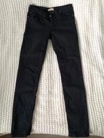 Jeans von Zara, dunkelblau,  Größe 40 Hessen - Bad Soden am Taunus Vorschau