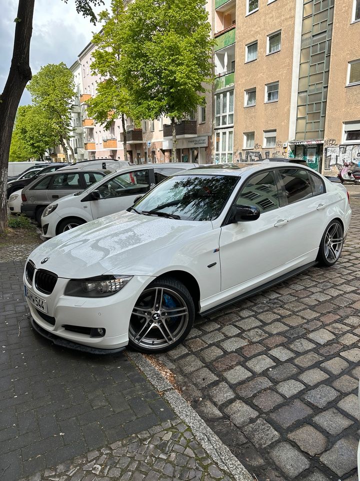 BMW 320i E90 Facelift |M Optik |N43 | TÜV 05/2026 in Berlin