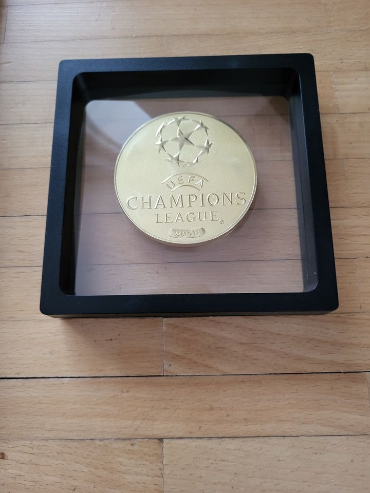 Real Madrid - Champions League Final 2018 Kyiv - Memorabilia set in München