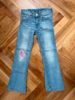 H&M Jeans Bootcut 122 cm mit coolem Flicken Brandenburg - Potsdam Vorschau