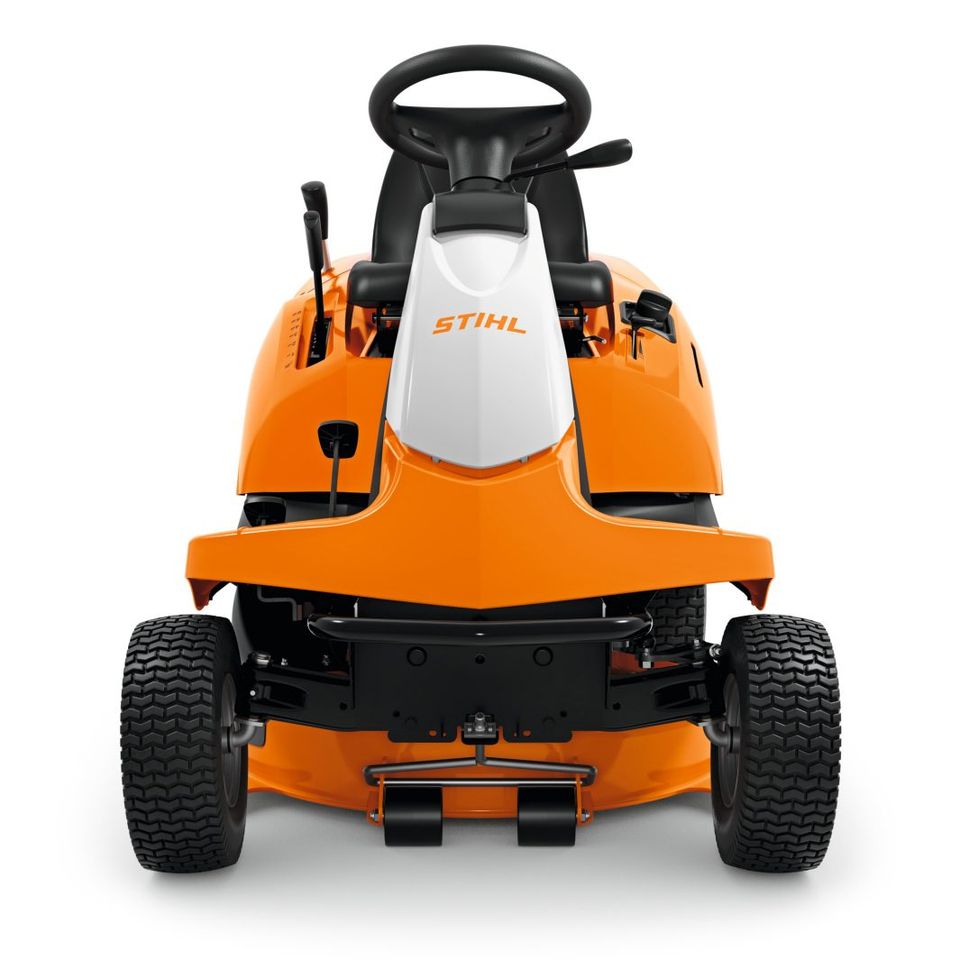 Stihl Aufsitzmäher RT 4082 in Hildesheim