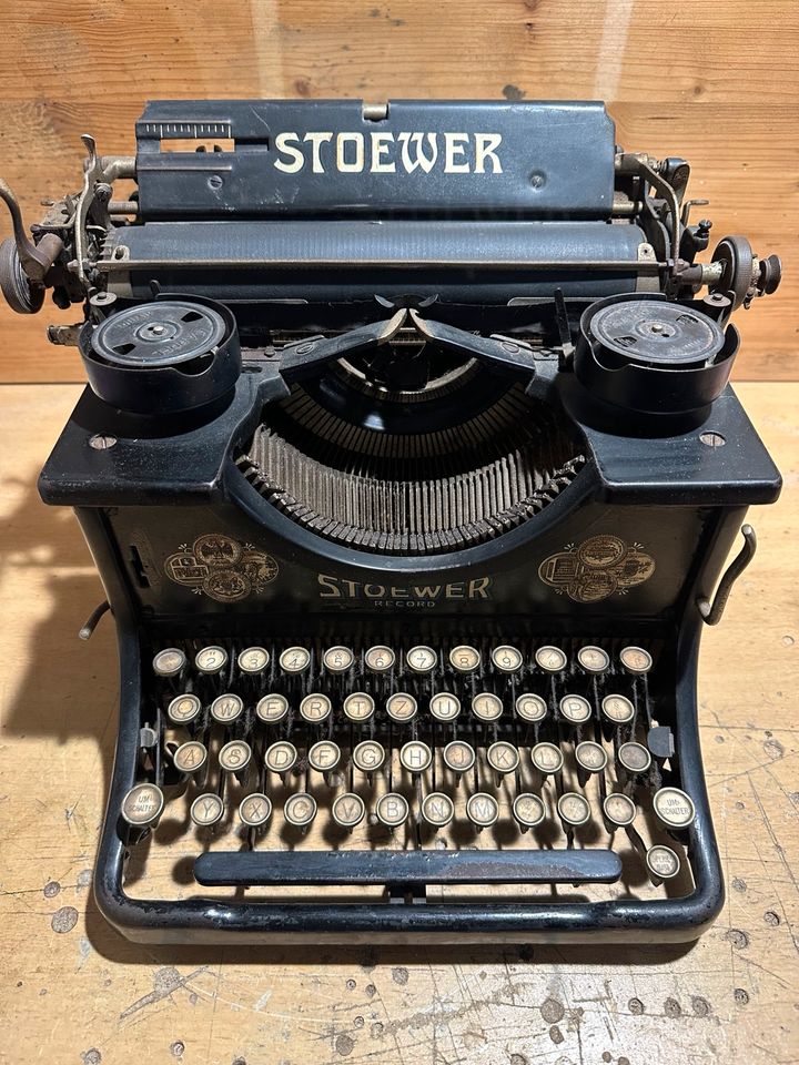 3 Schreibmaschinen in Elze
