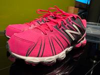Neue NB new balance 890 v5 Lauf Schuhe  Damen 38 ungetragen Bayern - Wendelstein Vorschau
