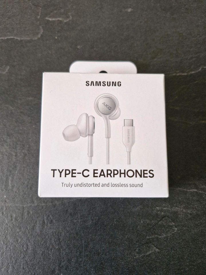 Samsung Type-C Earphones weiß in OVP - ungeöffnet in Nettetal