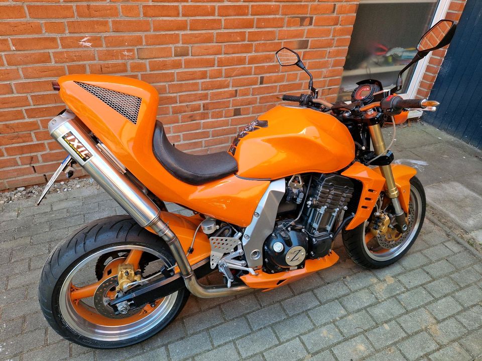 Kawasaki Z1000 in Schwerin