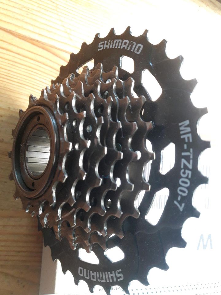 Shimano Zahnkranz 7-Fach Ritzel NEU Reduziert! in Klein-Winternheim