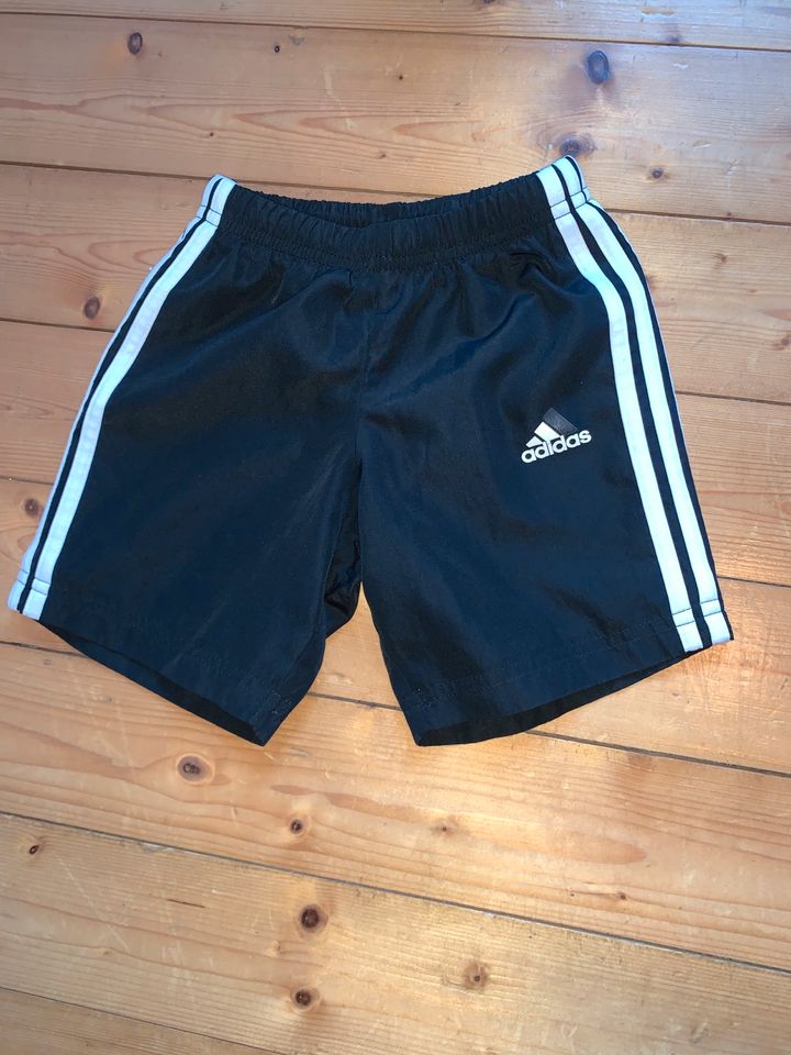 Short, kurze Hose von Adidas Gr 92 in Marktheidenfeld