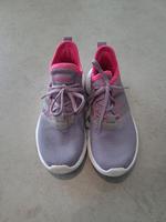 AUS 1. HAND Adidas Mädchen Damen Sportschuhe Hallenschuhe Gr. 36 Bayern - Neukirchen vorm Wald Vorschau