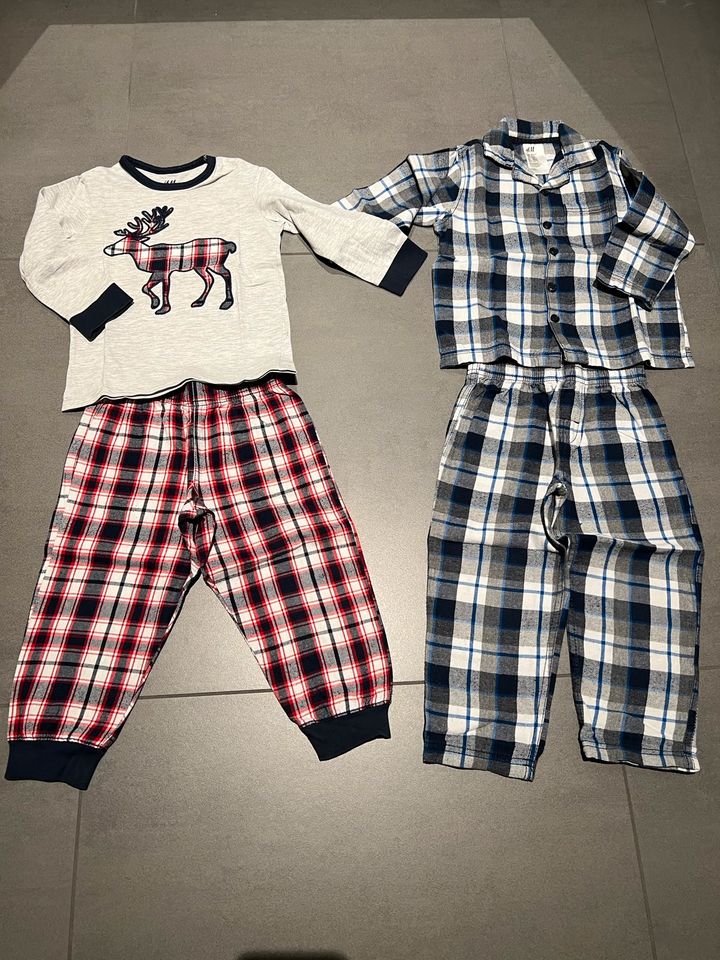 2 zuckersüße Kinderpyjamas, Grösse 98/104, H&M, top Zustand in Bad Soden am Taunus