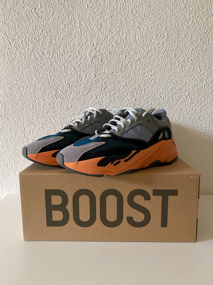 Adidas Yeezy Boost 700 *Wash Orange* Gr. 45 1/3 in Lörrach